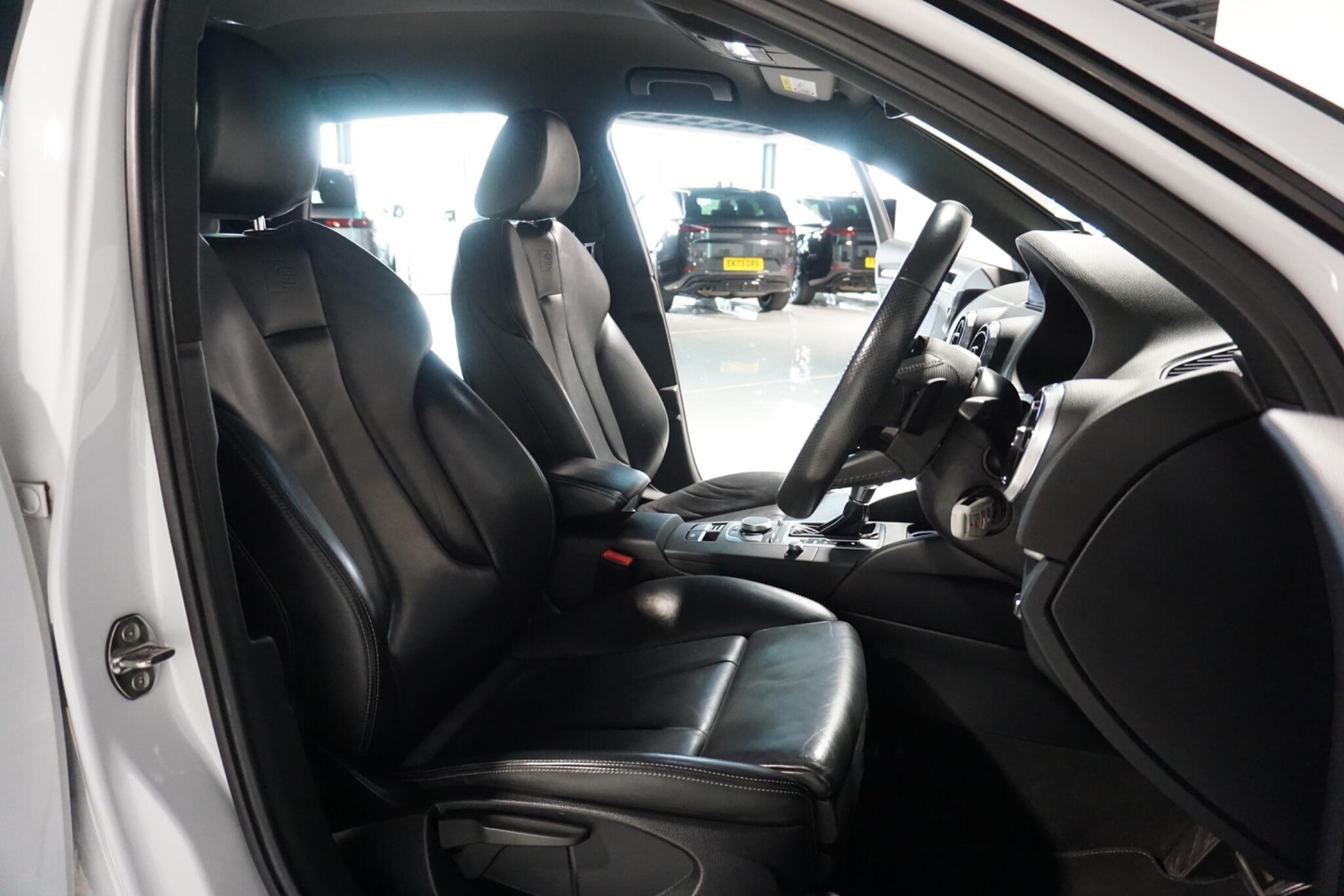 Audi S3 2.0 TFSI Black Edition Sportback 5dr Petrol S Tronic quattro Euro 6 (s/s) (310 ps)